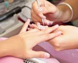 Regular Manicure