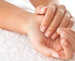 Regular Manicure